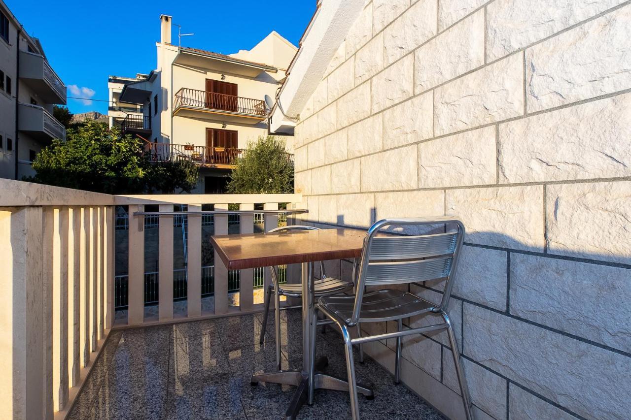 Apartments Toni 2000 Podstrana Exterior photo